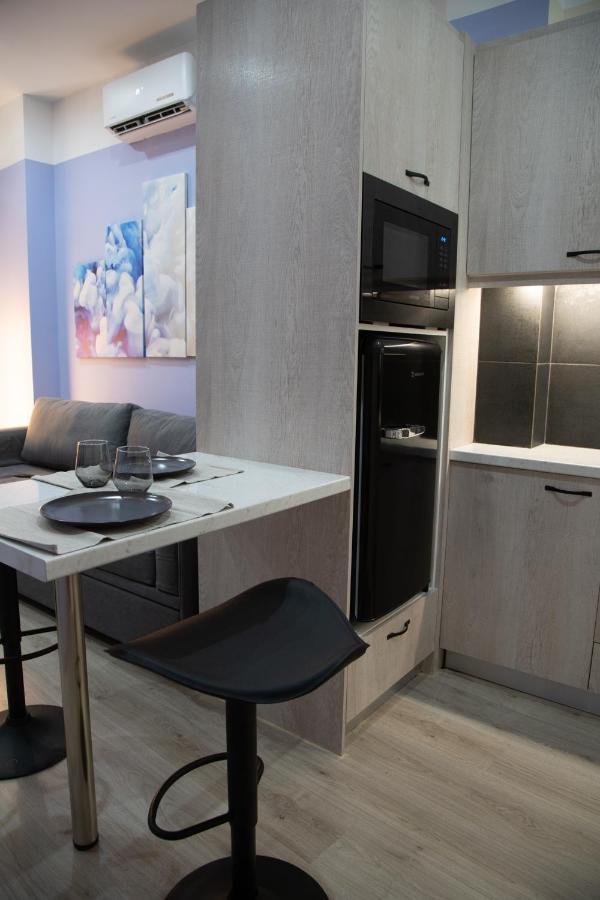 Modern Apartment Downtown Athen Exterior foto